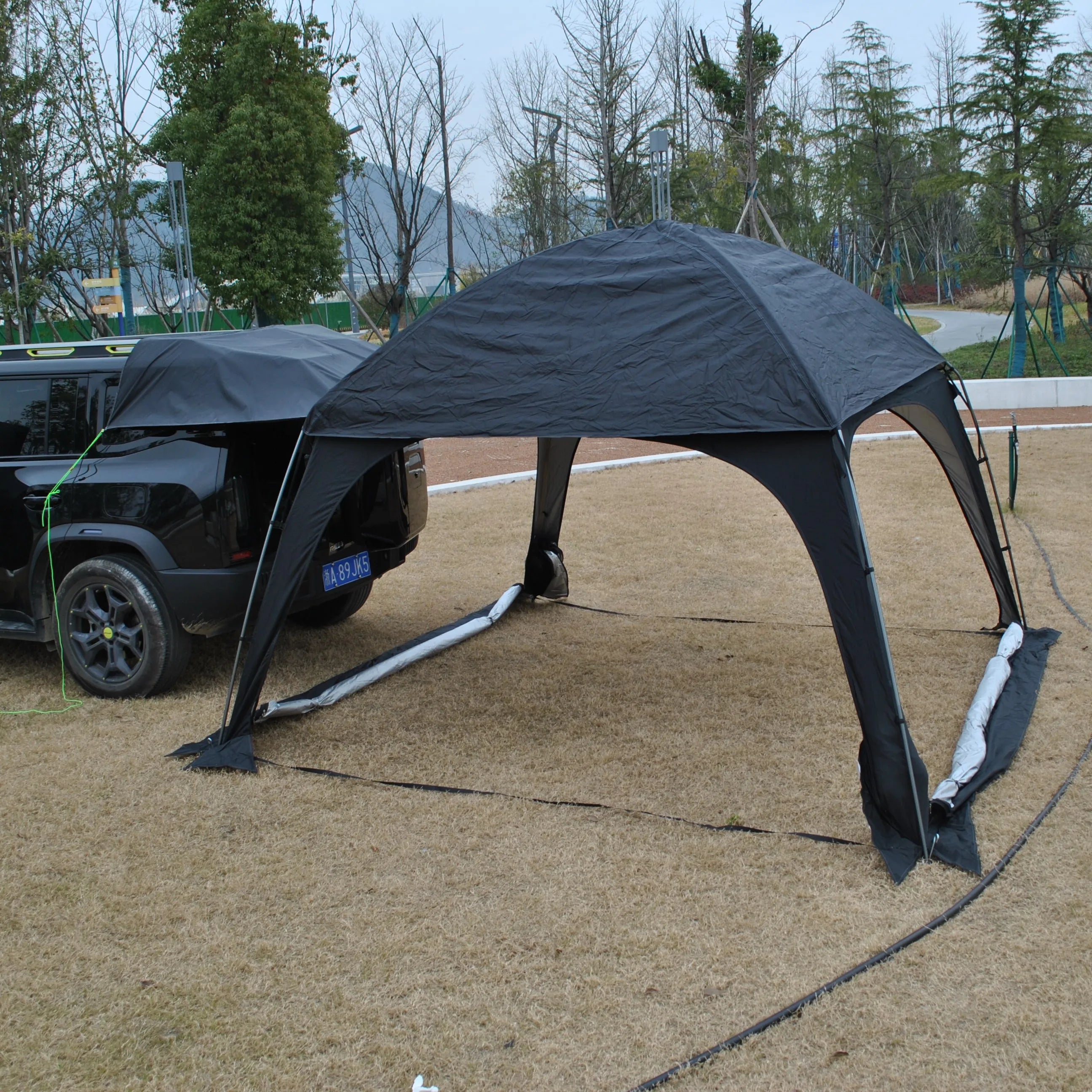 Folding Canopy Shelter with Elegant Mesh Window Outdoor Pavilion Cater Party Wedding BBQ Events Tent,8 Person Tailgate Tent SUV