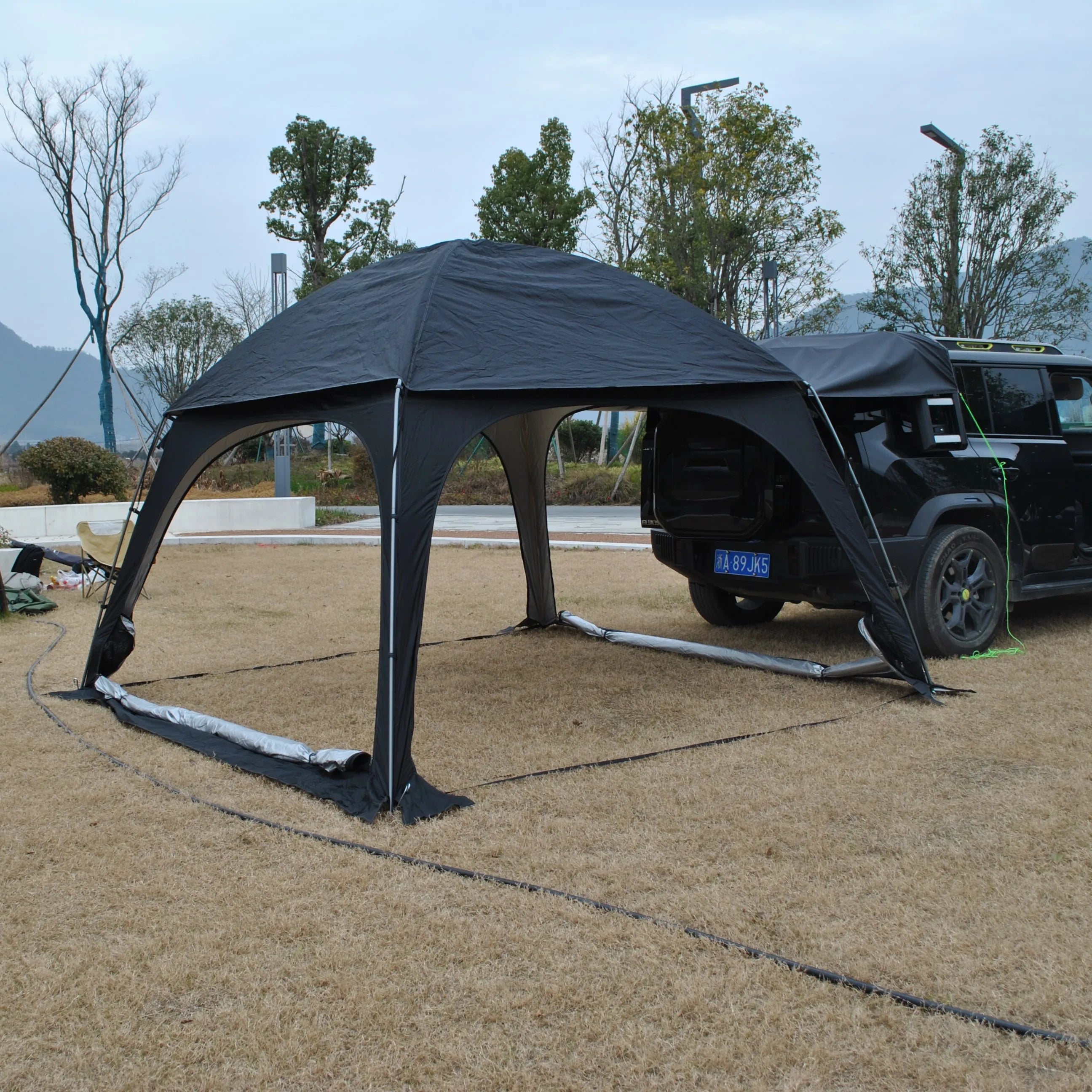 Folding Canopy Shelter with Elegant Mesh Window Outdoor Pavilion Cater Party Wedding BBQ Events Tent,8 Person Tailgate Tent SUV